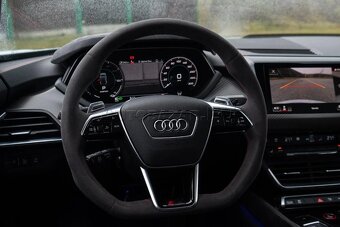 Audi E-tron GT RS - 11