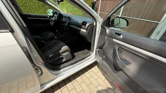 Prodám Volkswagen Golf 6 Variant edice Match 2.0TDI 103kw - 11