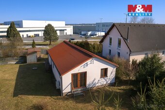 Prodej domu 4+kk na pozemku 700 m2, ul. Průmyslová, Jesenice - 11