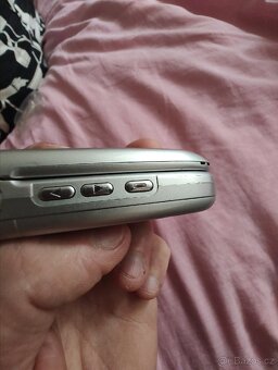 Motorola v220 zánovní - 11