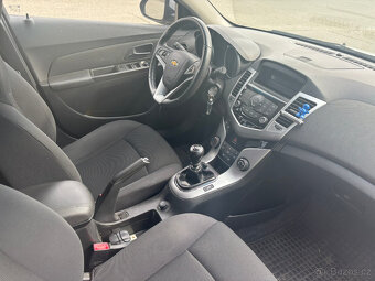 Chevrolet Cruze 1.6i    1.majitel   ČR    99.000km - 11