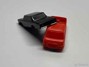 hračky staré hračky autíčka igra stará autíčka retro - 11