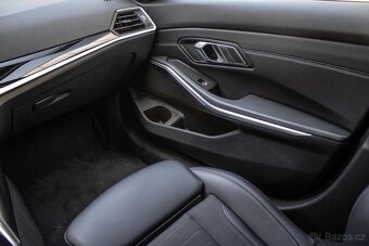 BMW Rad 3 Touring 330d xDrive A/T - 11