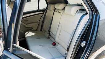 Volkswagen Golf Variant 1.6 TDI BlueMotion Comfortline DSG - 11