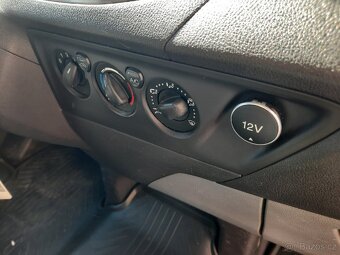 Ford Transit Custom - 11