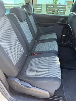 VW Sharan 2,0 tdi - 11