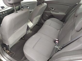 Renault Fluence LZBF - 11