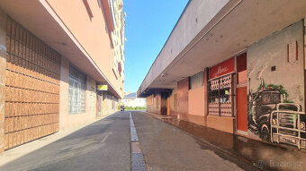 Prodej obchodního prostoru, 100m2, Chomutov, ul. Písečná - 11