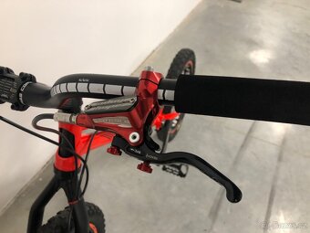 Trial kolo Comas, 20”, brzdy Hope, velice lehký - 11