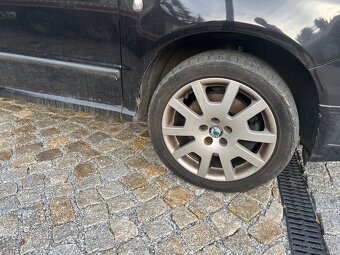Škoda fabia 1.9tdi RS 96kw - 11