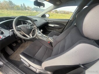 Honda Civic 1,8 VTEC 1.majitel najeto 107000 km - 11