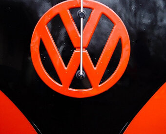 VW T1 Continental závodní transportér tahač s návěsem 1:18 - 11