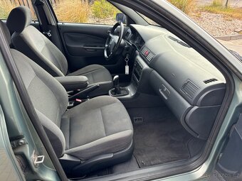 Škoda Octavia I Combi 1.9 TDI 81kW / 2004 / XENONY / TAŽNÉ - 11