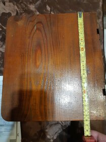 různé stoličky, či štokrle, polička - 11