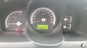 Kia Sportage 2.0 i 4x4 - 11