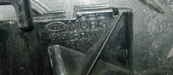 Drzak narazniku na Kia, Toyota a Mercedes - 11