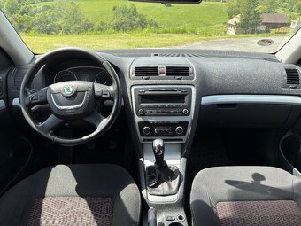 Škoda Octavia II Facelift 2.0TDi 103kW - r.v. 10/2010 - 11