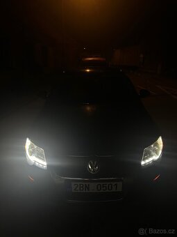 Volkswagen Passat B6 2.0tdi MAX VÝBAVA - 11