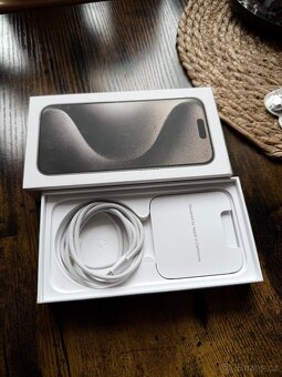 iPhone 15 Pro 128 GB - 11