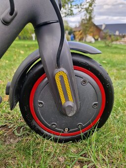 Elektrická koloběžka Xiaomi mi scooter pro 2 nová baterie - 11