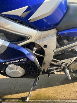 Yamaha R6 Nová STK - 11