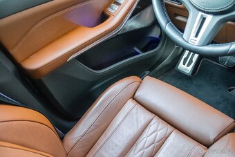 BMW X7 xDrive M60i mHEV A/T - 11