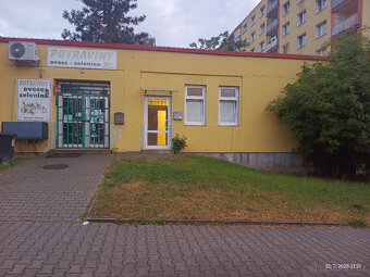 Pronájem nebytových prostor - 11