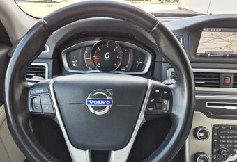 VOLVO V70 D4 120KW 5-VÁLEC 1.MAJ XENON KŮŽE TAŽNÉ. ALU - 11