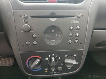 Opel Corsa 1.2i Automat Jen 94.000 Km - 11