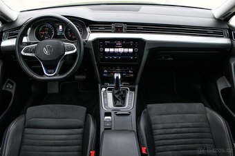 Volkswagen Passat Variant GTE 1.4 TSI DSG - 11