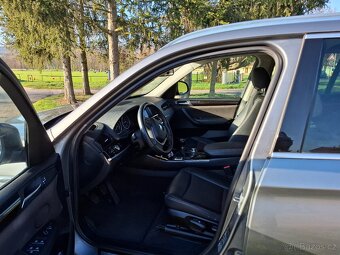 BMW X3  2.0diesel xdrive model 2015 pekny stav - 11