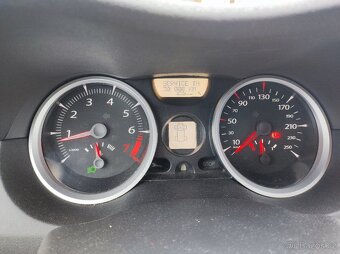 Renault Megane Combi,1.6i 16v ,4/2006, nová STK - 11