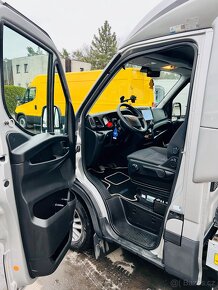IVECO DAILY ODTAHOVÝ VŮZ - 11