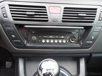 Citroen C4 Picasso 1.6 HDI KLIMA, park. senzory, 1 majitel - 11