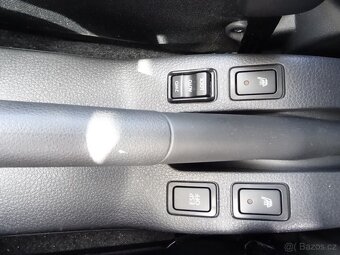 Suzuki SX4, 1.6 VVTi/88KW 4x4 Comfort - 11