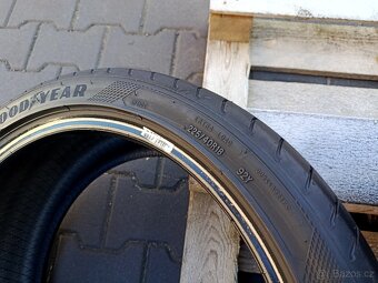 225/40/18 letní pneu goodyear - 11