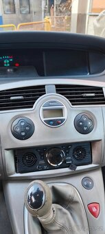 Renault Scénic 2 - 11