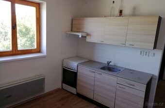 Pronájem 2+0 5 května, Nové Hrady na hranicích s Rakouskem - 11