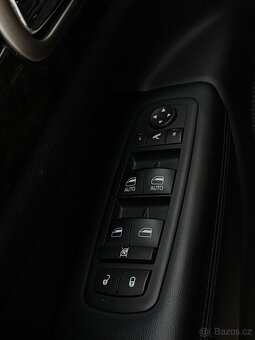 Jeep Grand Cherokee 4x4 3.0CRD - 11