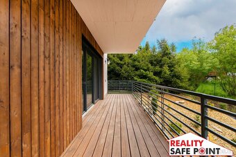 Prodej bytu 3+kk, 85 m2 - Železná Ruda, ev.č. 00639 - 11