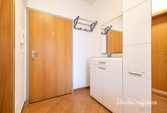 Pronájem bytu 1+kk, Farkašova, Kyje,  16000 Kč/měs, 32 m2 - 11
