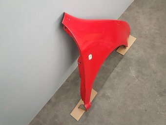 Přední blatníky Fabia I, červené 8180 + kapota - 11