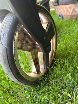 Prodám kočárek Junama Miror - 11