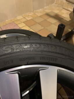 Alu kola Škoda R17 5X112 LETNÍ PNEU 225/45 R17 100% Vzorku - 11