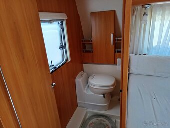 KARAVAN WILK - 11