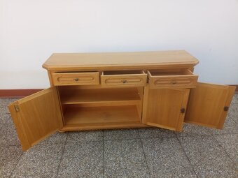 Rustikální příborník, kredenc, nábytek z masívu - 11