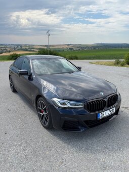 BMW 5 M,540D,xDrive,2022,78 tkm,DPH,LASER, plná výbava - 11