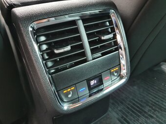 Škoda Octavia iV Combi 1.4TSI 150kW DSG - záruka Autodraft - - 11