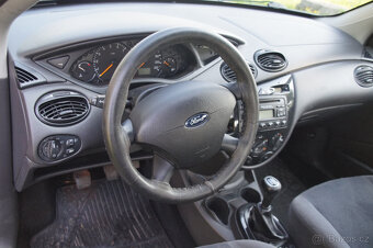 Ford Focus Ghia 1,6i, 74Kw, 2004 - 11