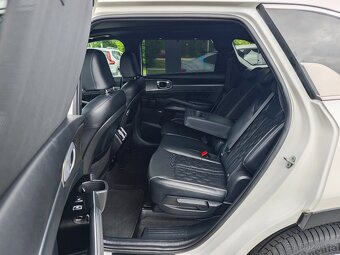 Sorento 4x4 TOP 2.2CRDi 148kW 8DCT automat záruka - 11